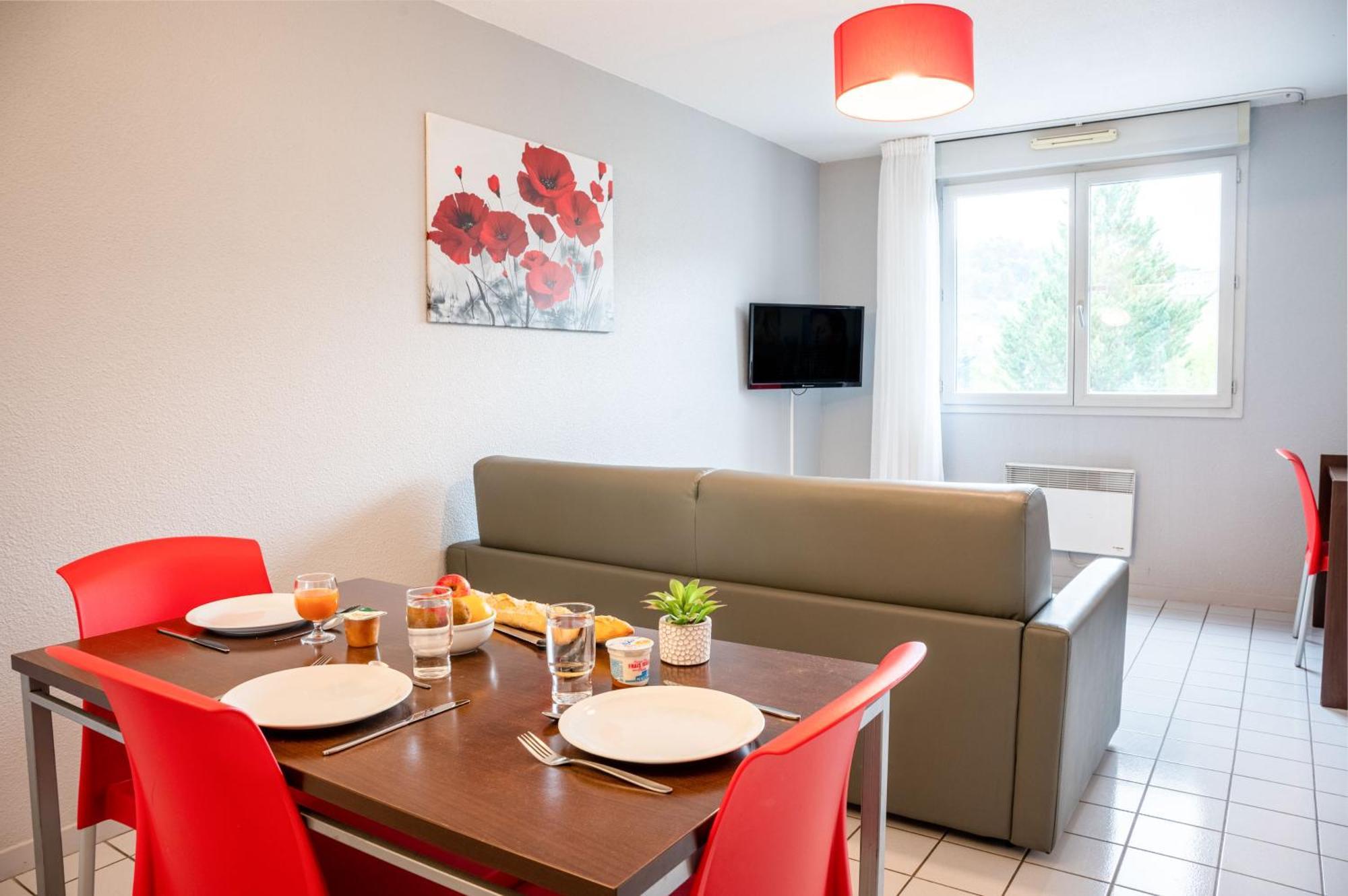 Zenitude Hôtel-Résidences La City Besançon Exterior foto