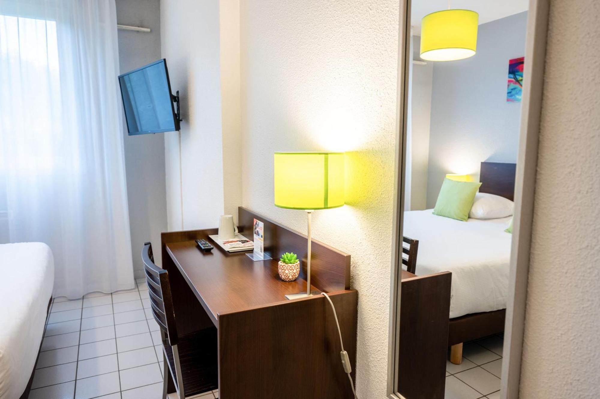 Zenitude Hôtel-Résidences La City Besançon Exterior foto
